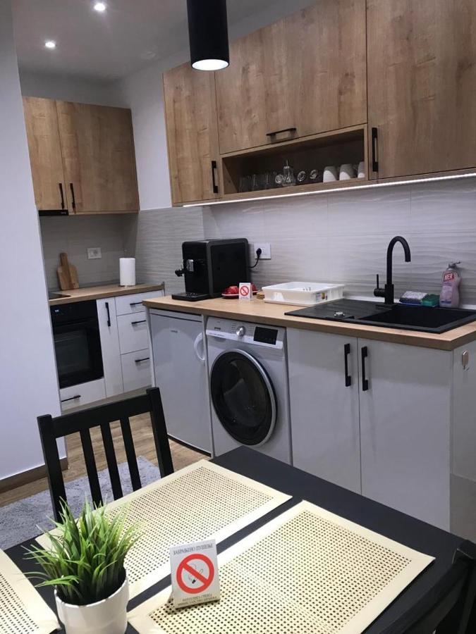 Apartman Centar Lux Lägenhet Smederevska Palanka Exteriör bild